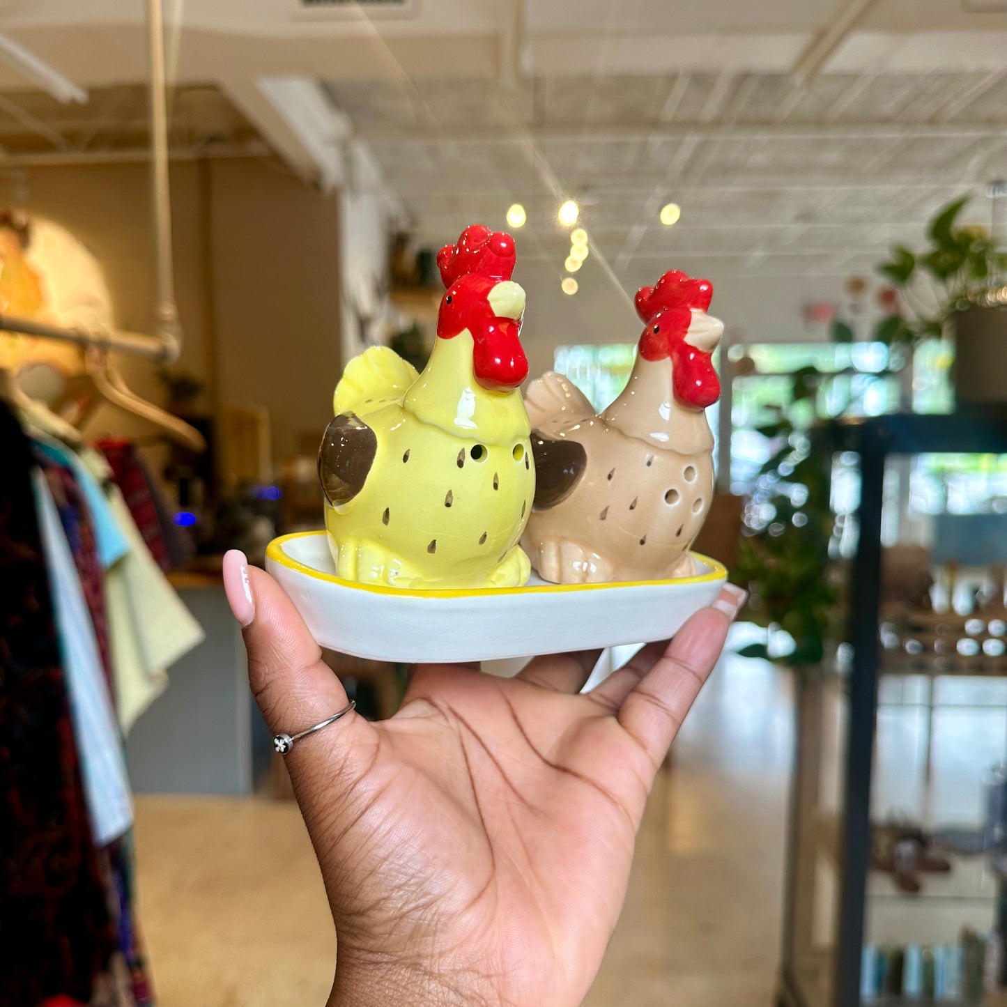 Ceramic Chicken Salt and Pepper & Tray