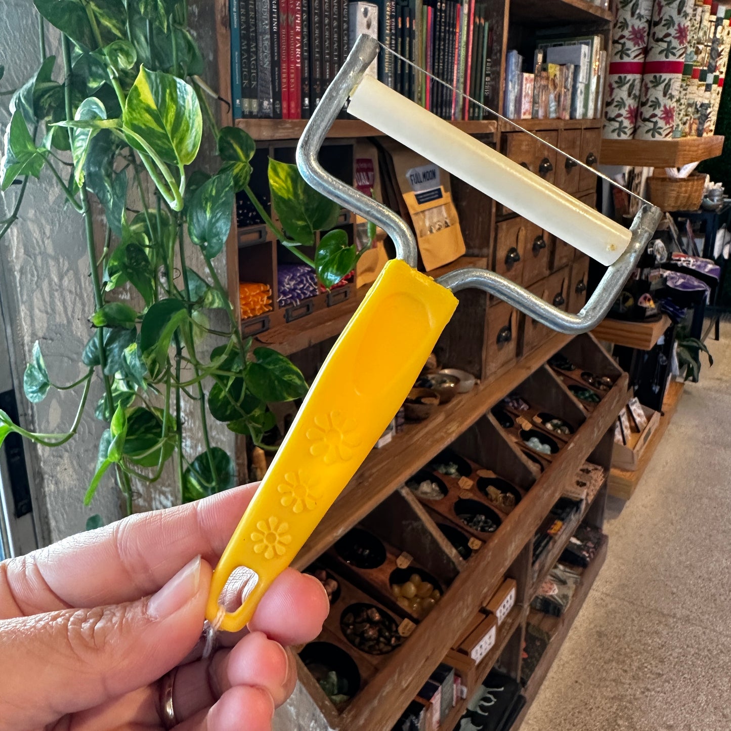 Vintage Yellow Flower Power Cheese Slicer