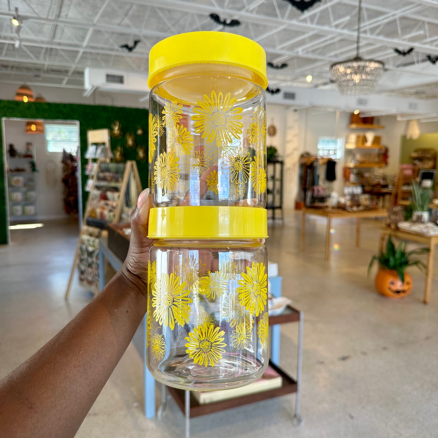 (4) 70s Corning Ware Yellow Daisy Glass Canisters