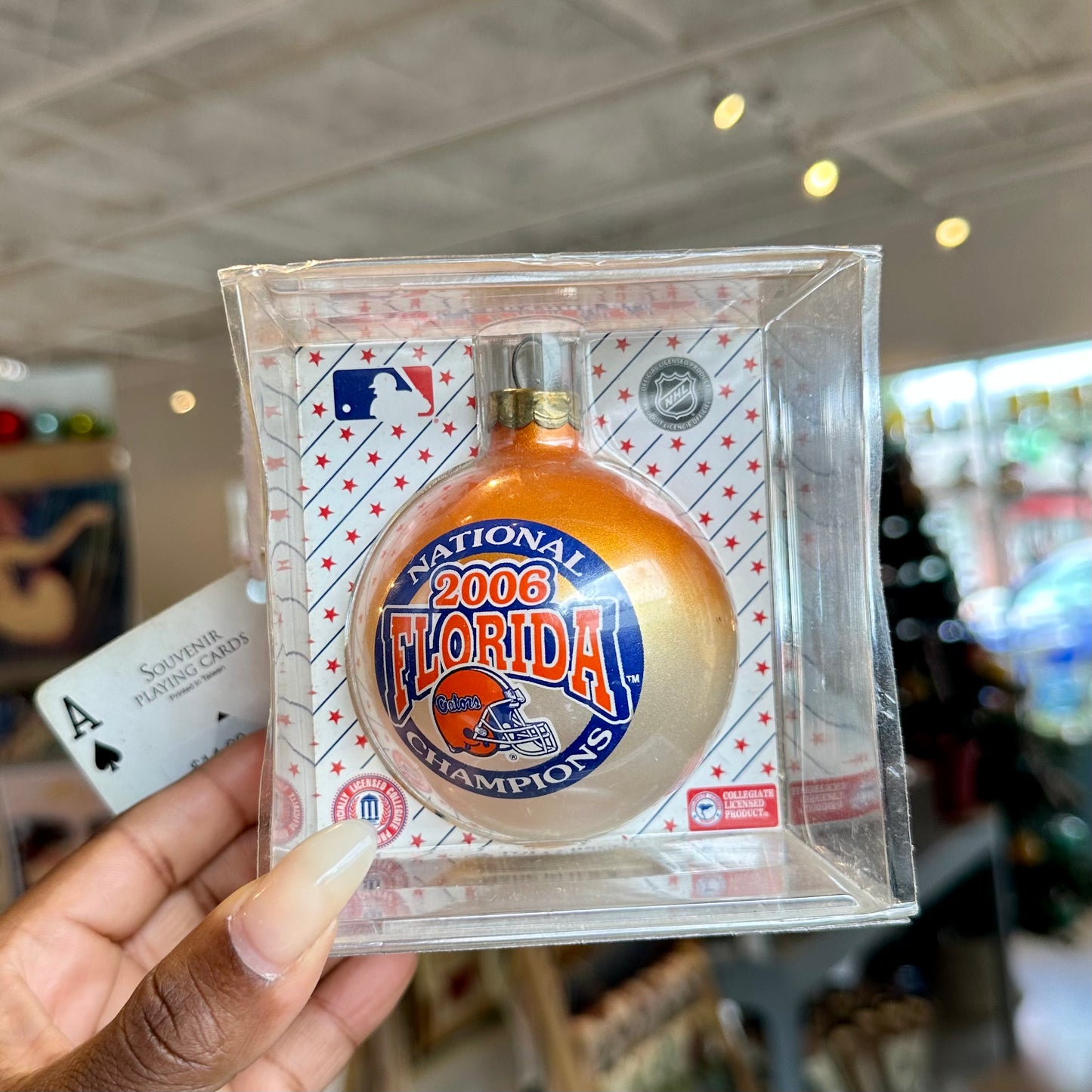 2006 Gators Christmas Ornament