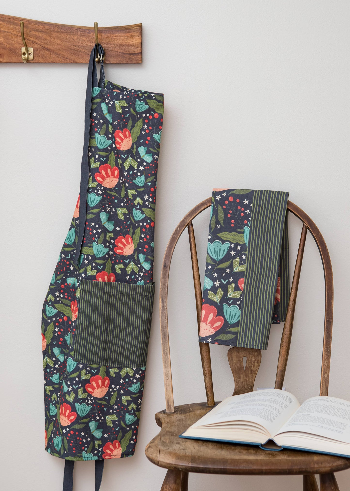 May Flowers Cotton Apron