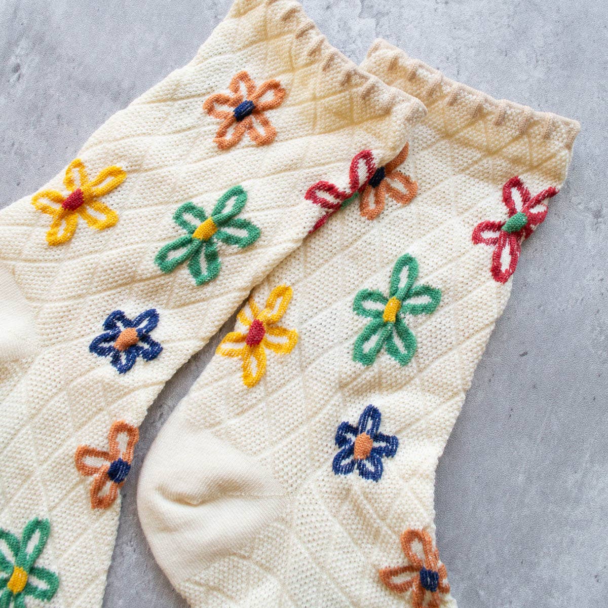 Vintage Floral Socks: Ivory