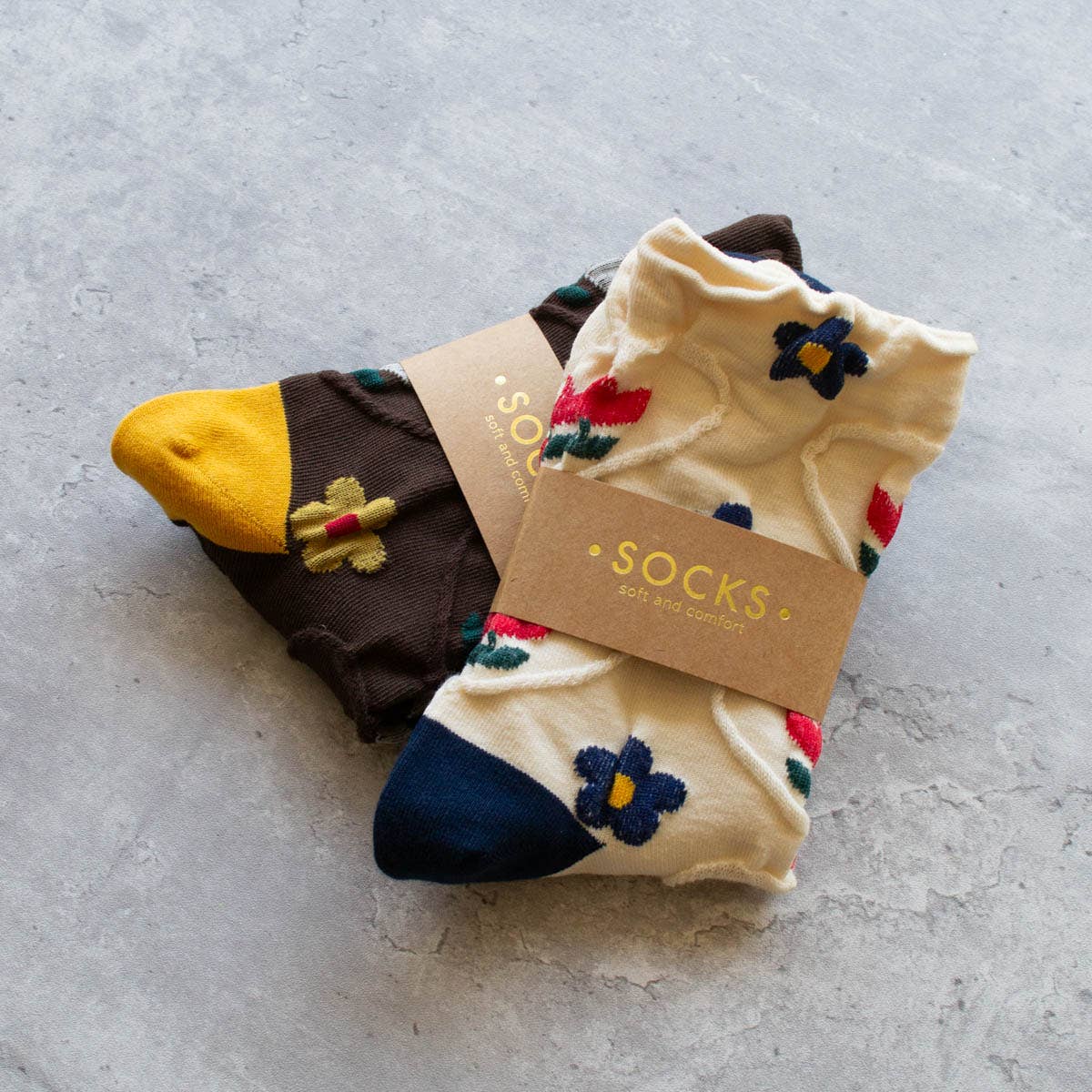 Retro Floral Socks: Brown/Mustard