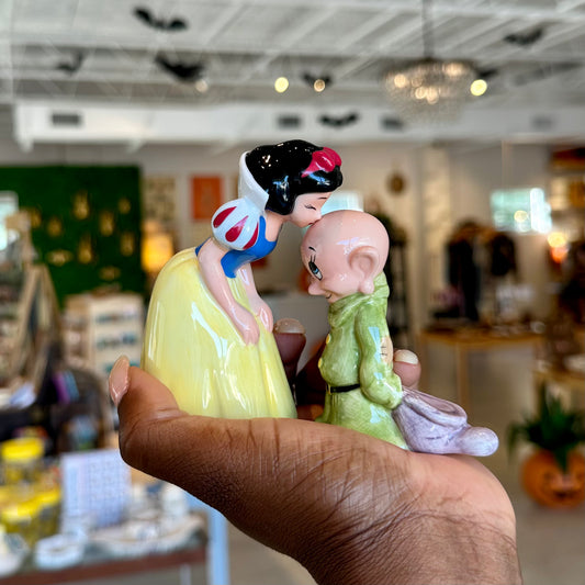 Vintage Disney Snow White And Dopey S&P Shakers