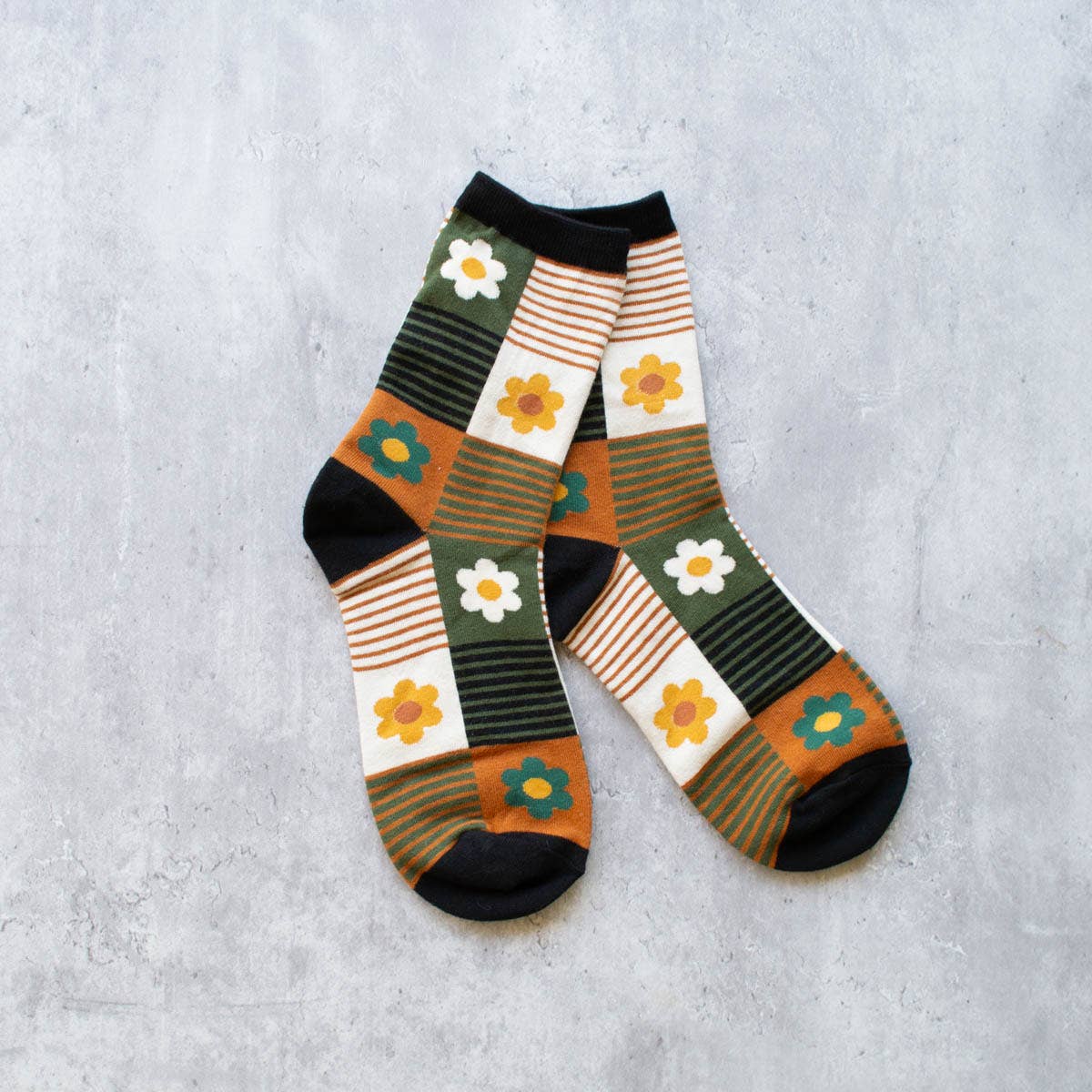 Daisy Multi Striped Socks: Brick/Navy