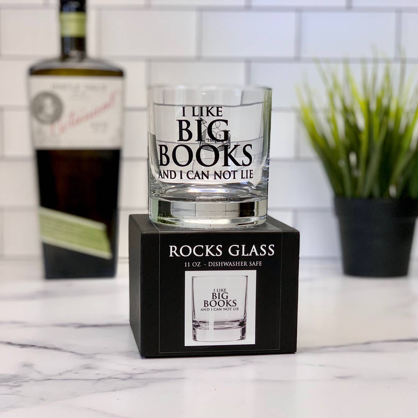 I like Big Books 11oz Glass Tumbler